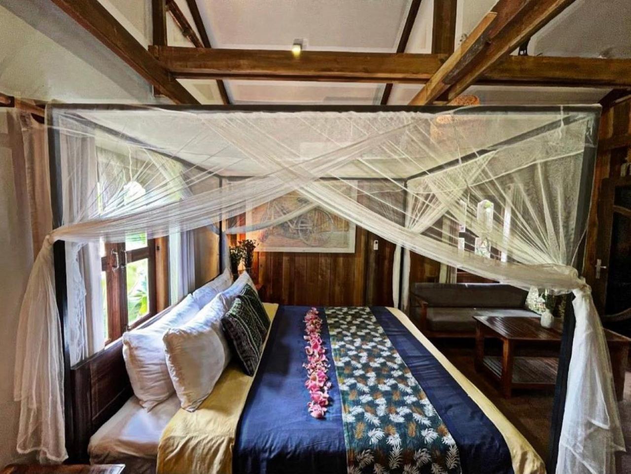 Isann Lodge Siem Reap Exterior photo