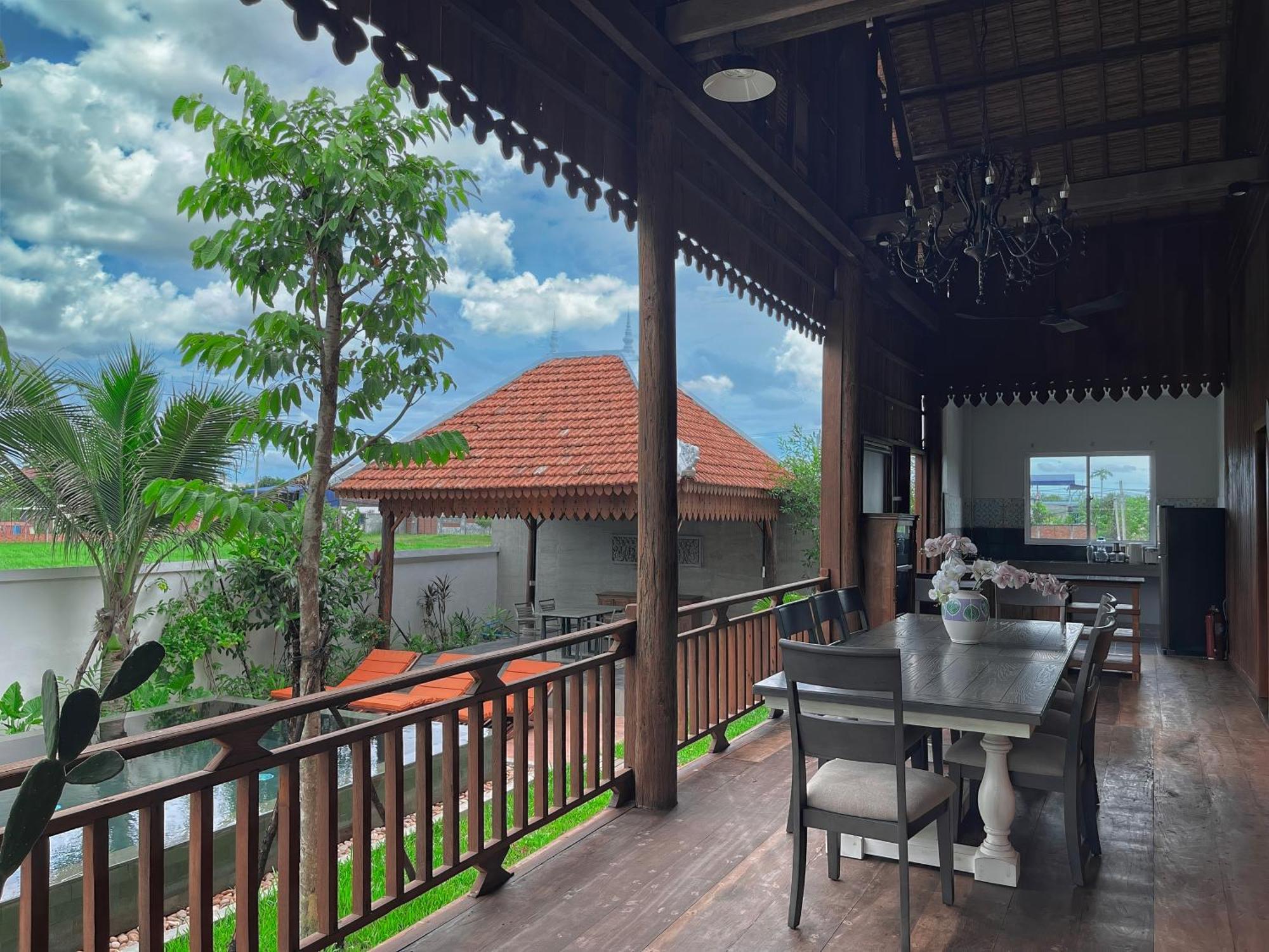 Isann Lodge Siem Reap Exterior photo
